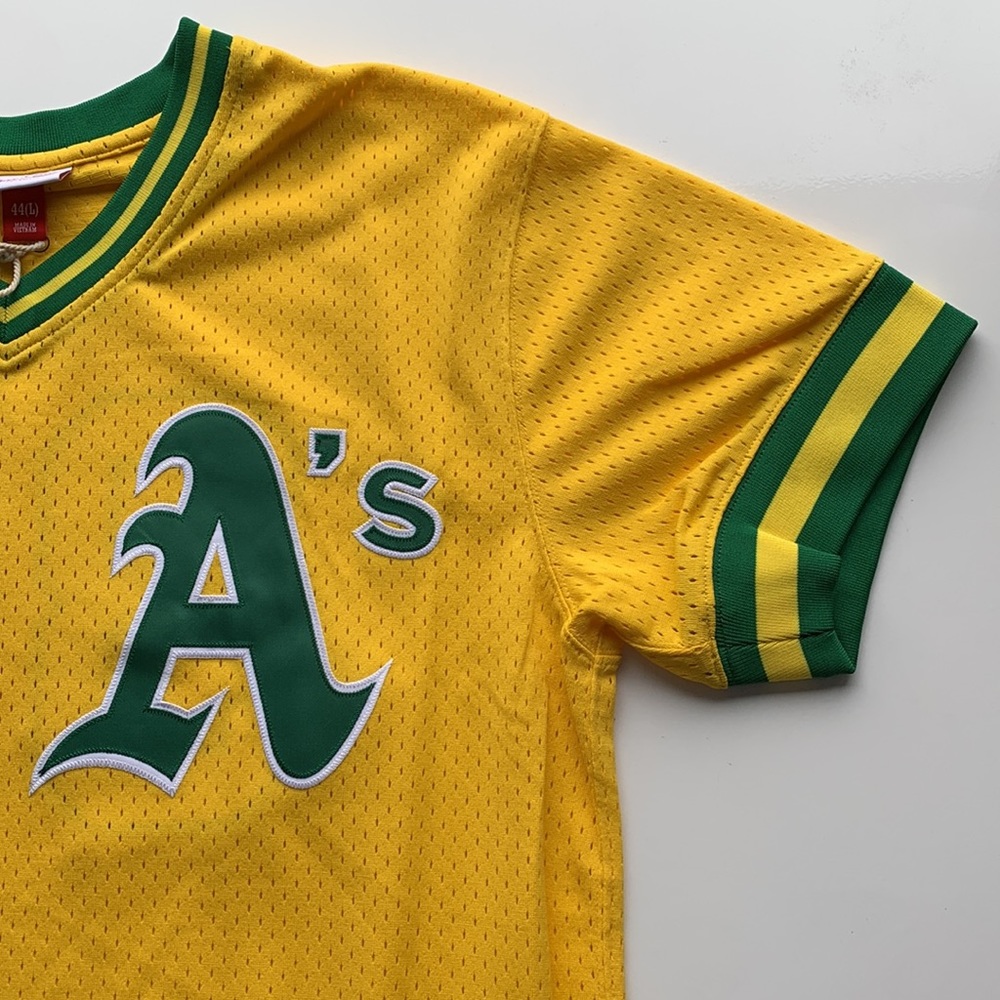 Rickey Henderson 1984 Oakland Athletics Mitchell & Ness Pullover Jersey